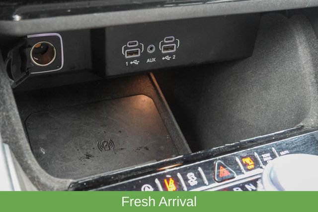Used 2024 Jeep Wagoneer L Series II w/ Flexible Seating Group AWD/4WD image 27