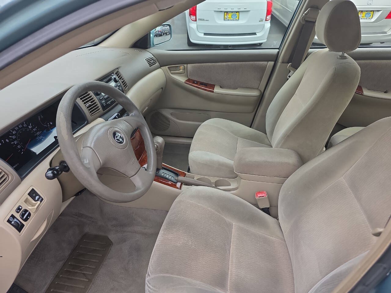 Used 2007 Toyota Corolla LE w/ Audio Value Pkg FWD image 8