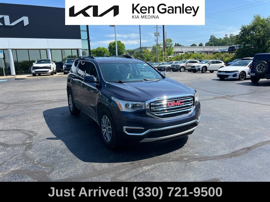 Used 2018 GMC Acadia SLE w/ Driver Alert Package I FWD image 3