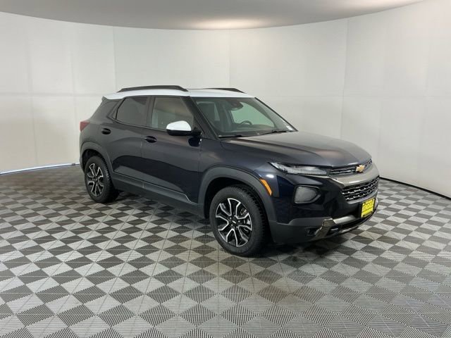 Used 2021 Chevrolet TrailBlazer ACTIV w/ Sun and Liftgate Package image 3