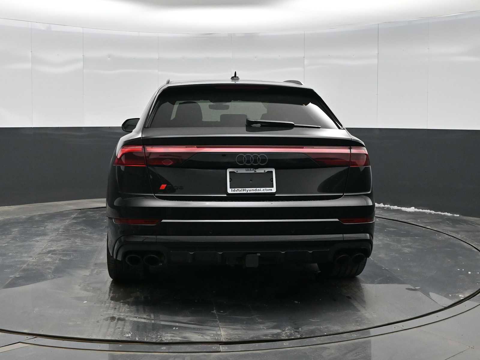 Used 2024 Audi SQ8 Premium Plus w/ S Sport Package image 6