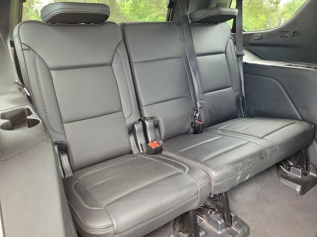 Used 2023 GMC Yukon Denali w/ Advanced Technology Package AWD/4WD image 29