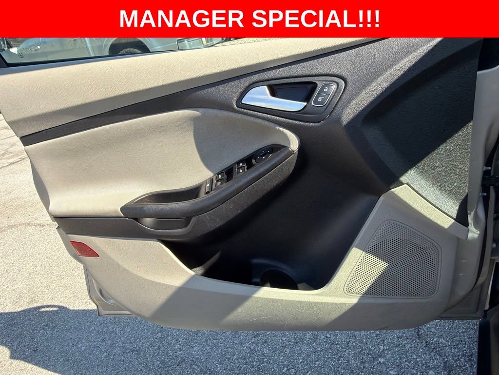 Used 2018 Ford Focus SE FWD image 26
