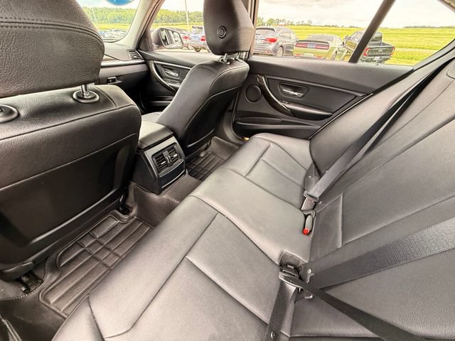 Used 2015 BMW 320i xDrive Sedan AWD/4WD image 22