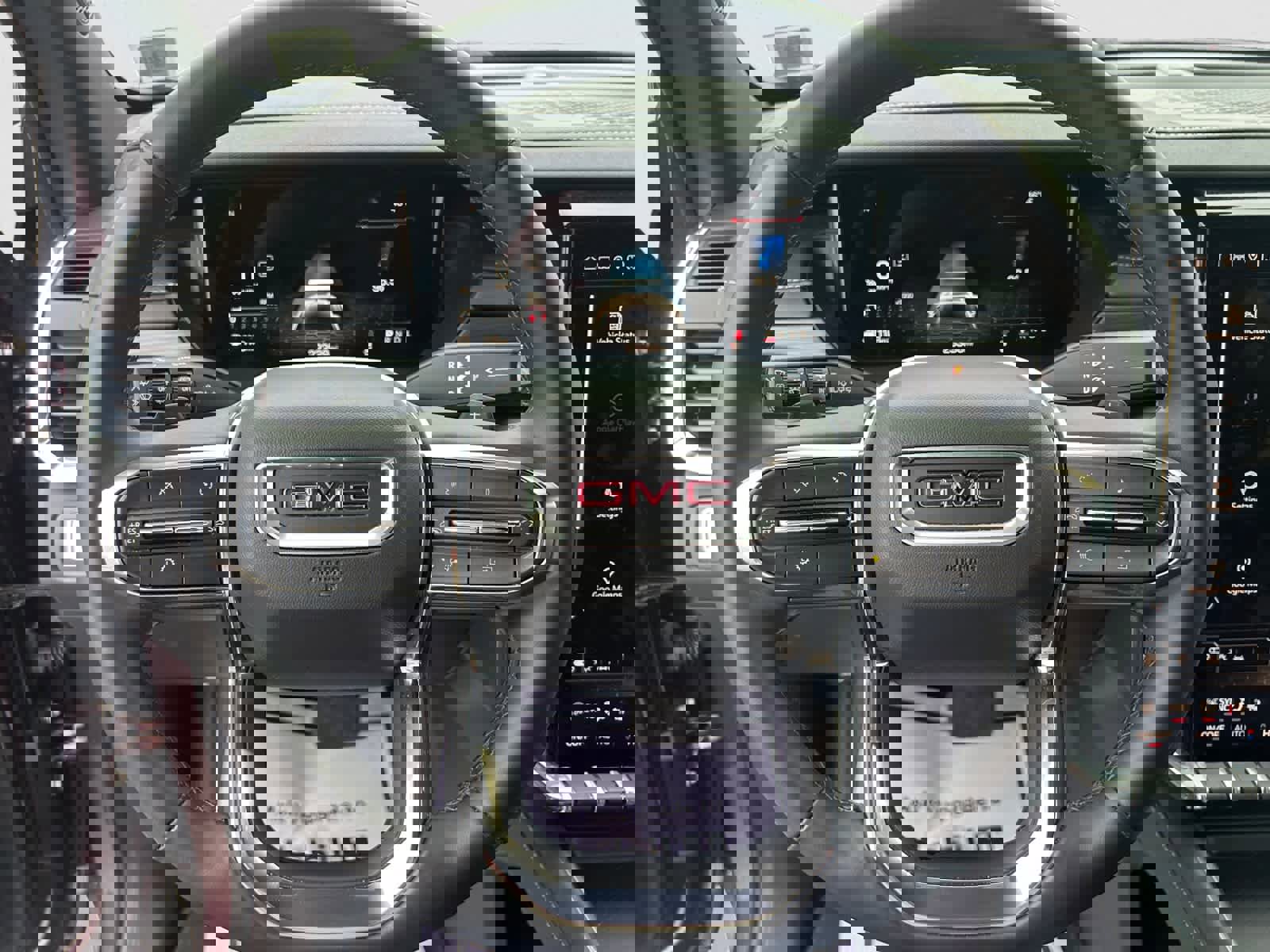 Used 2025 GMC Acadia Elevation image 16