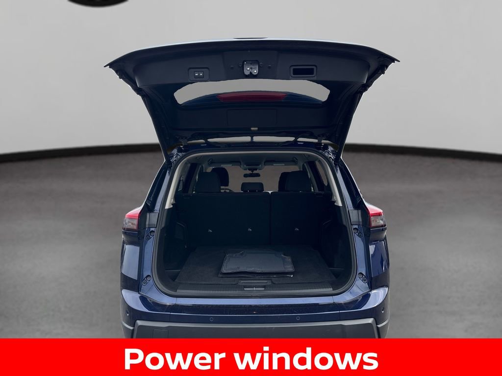 Certified 2026 Nissan Rogue SV AWD/4WD image 12