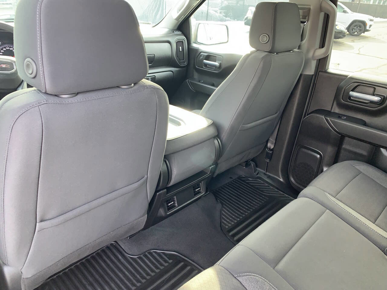 Used 2023 GMC Sierra 1500 Pro w/ Graphite Edition image 24