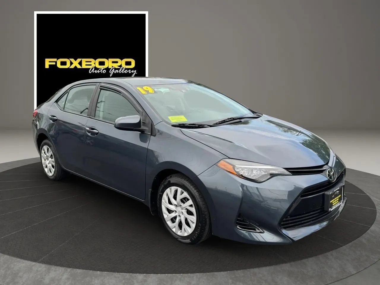 Used 2019 Toyota Corolla LE FWD image 3