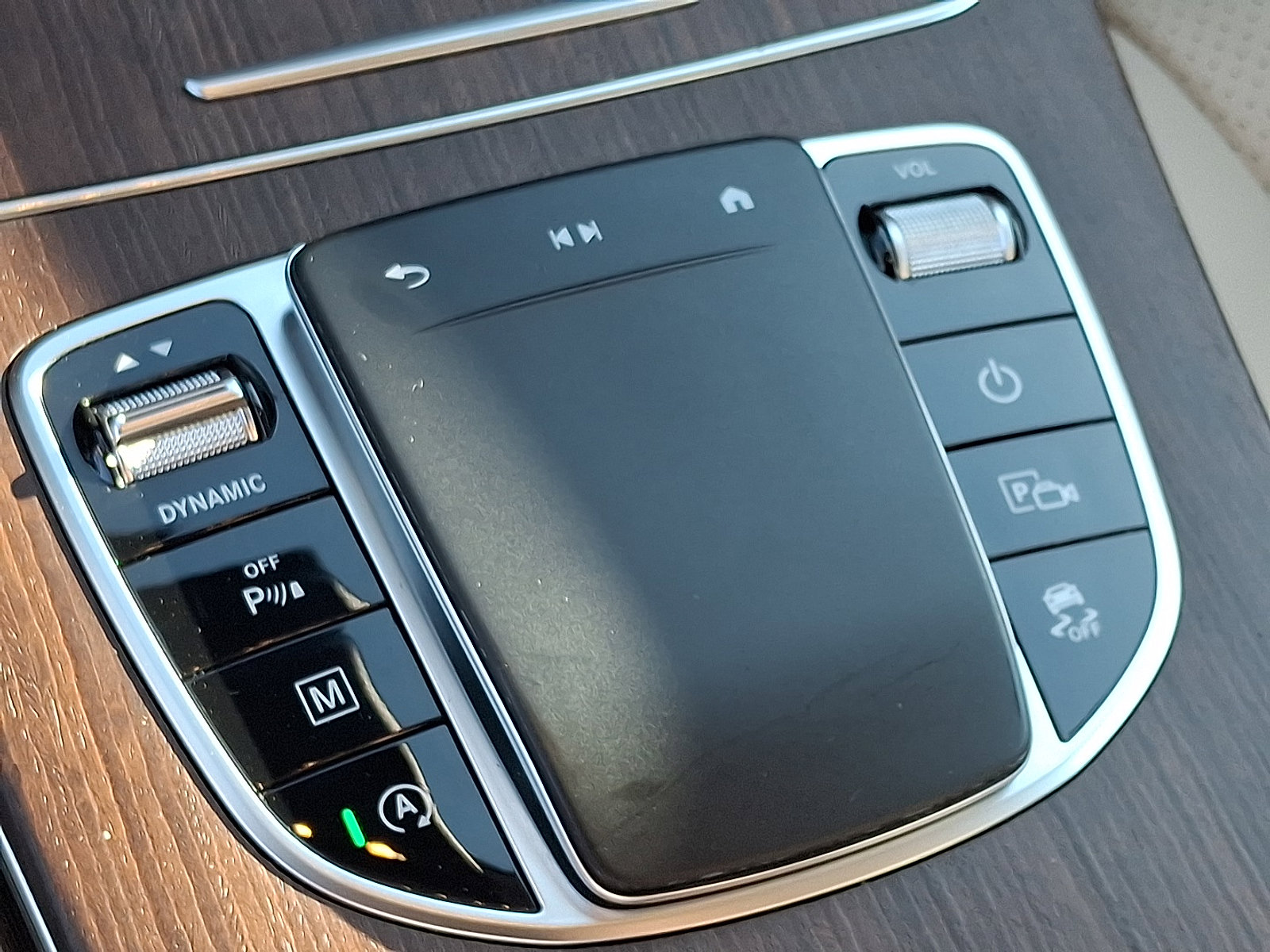 Used 2022 Mercedes-Benz GLC 300 4MATIC image 24