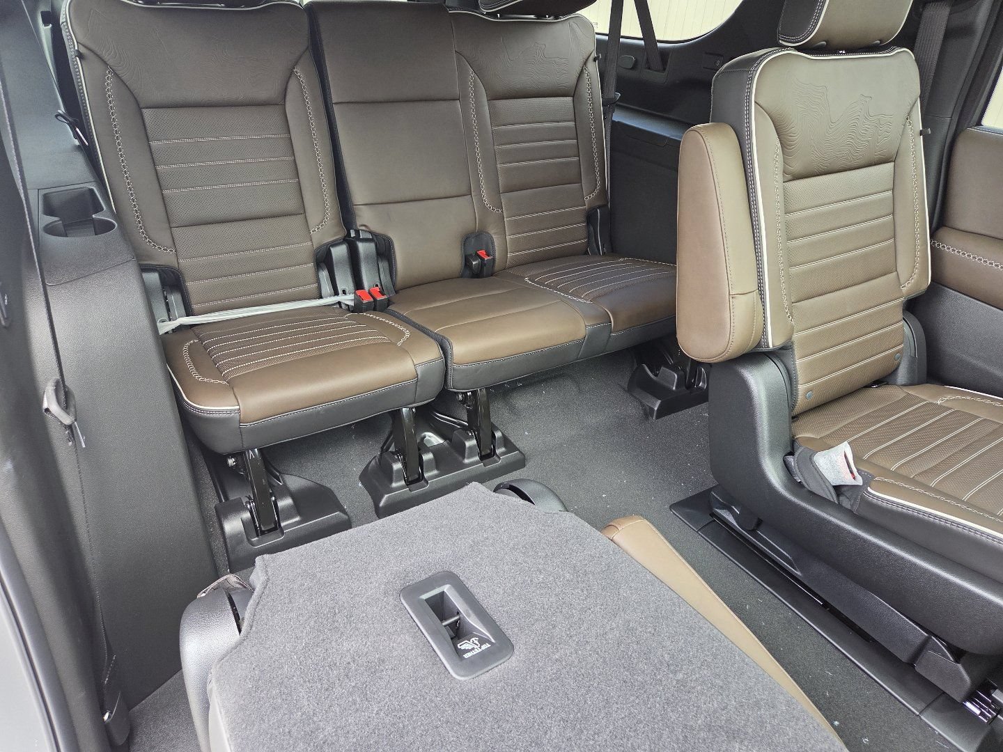 New 2026 GMC Yukon XL Denali Ultimate w/ LPO, Floor Liner Package AWD/4WD image 29