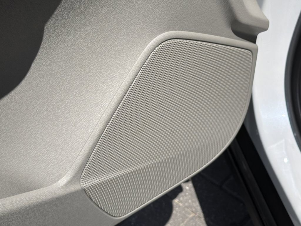 Certified 2023 Cadillac XT4 Premium Luxury FWD image 21