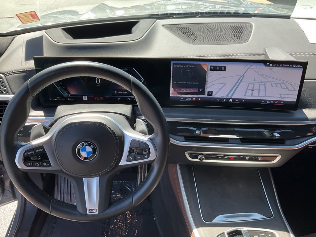 Used 2025 BMW X5 xDrive40i w/ Executive Package image 6