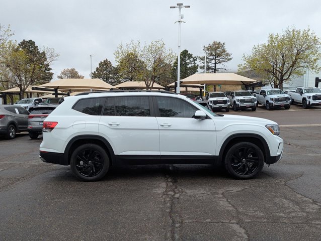 Used 2022 Volkswagen Atlas SE w/ Panoramic Sunroof Package AWD/4WD image 4