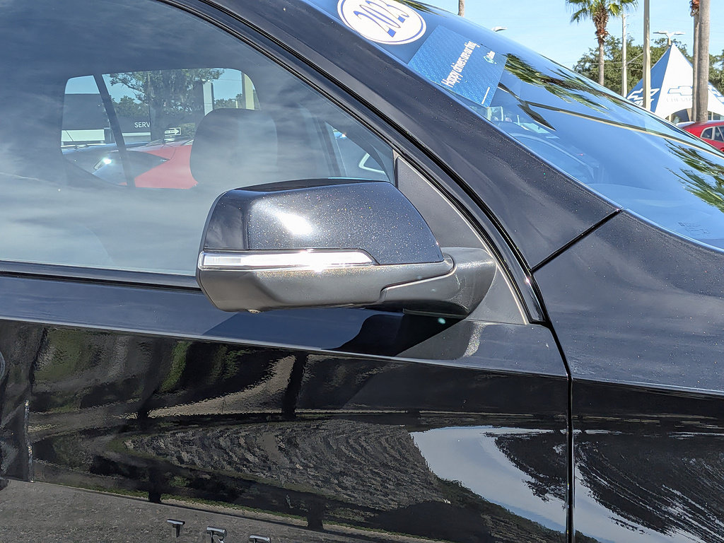 Used 2023 Chevrolet Traverse RS AWD/4WD image 11