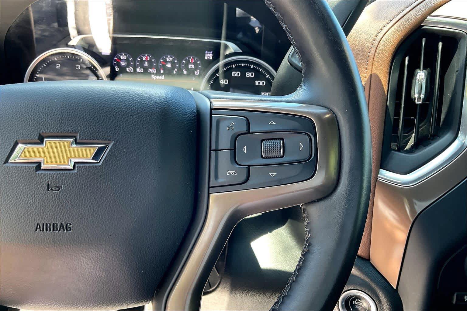 Used 2023 Chevrolet Silverado 2500 High Country w/ Z71 Off-Road Package AWD/4WD image 36