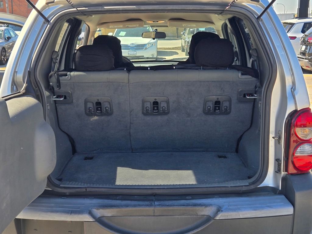 Used 2006 Jeep Liberty Sport AWD/4WD image 24