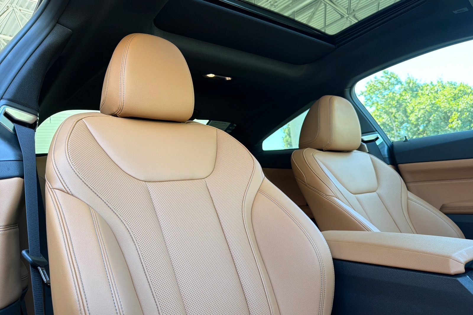 Used 2026 BMW M440i Coupe w/ Premium Package RWD image 19