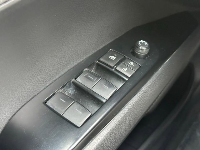 Used 2025 Toyota Camry SE image 25