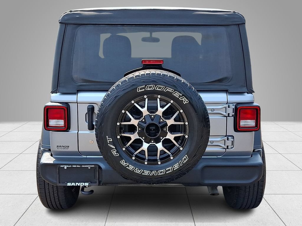 Used 2018 Jeep Wrangler Sport AWD/4WD image 6