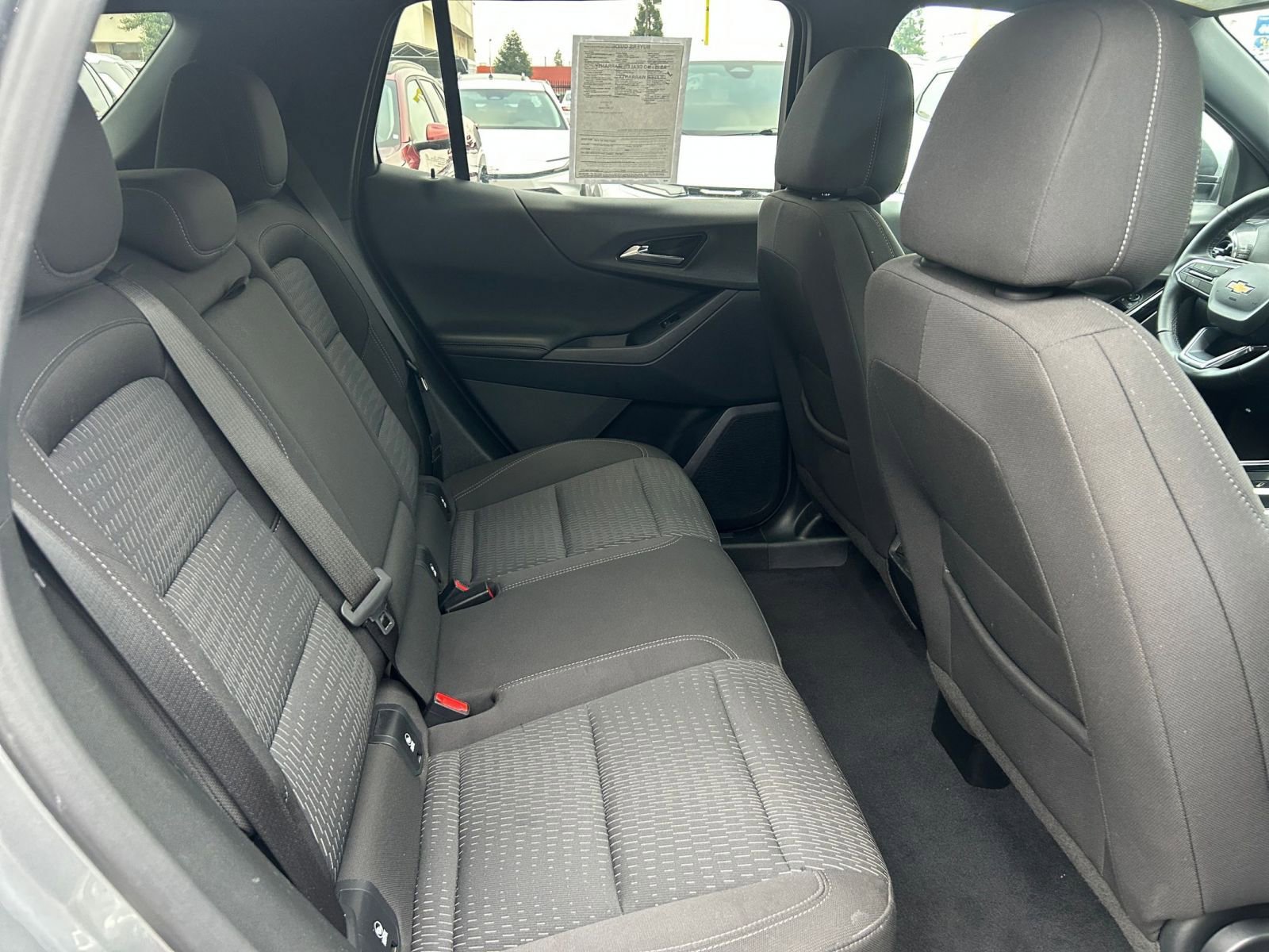 Used 2025 Chevrolet Equinox LT image 24