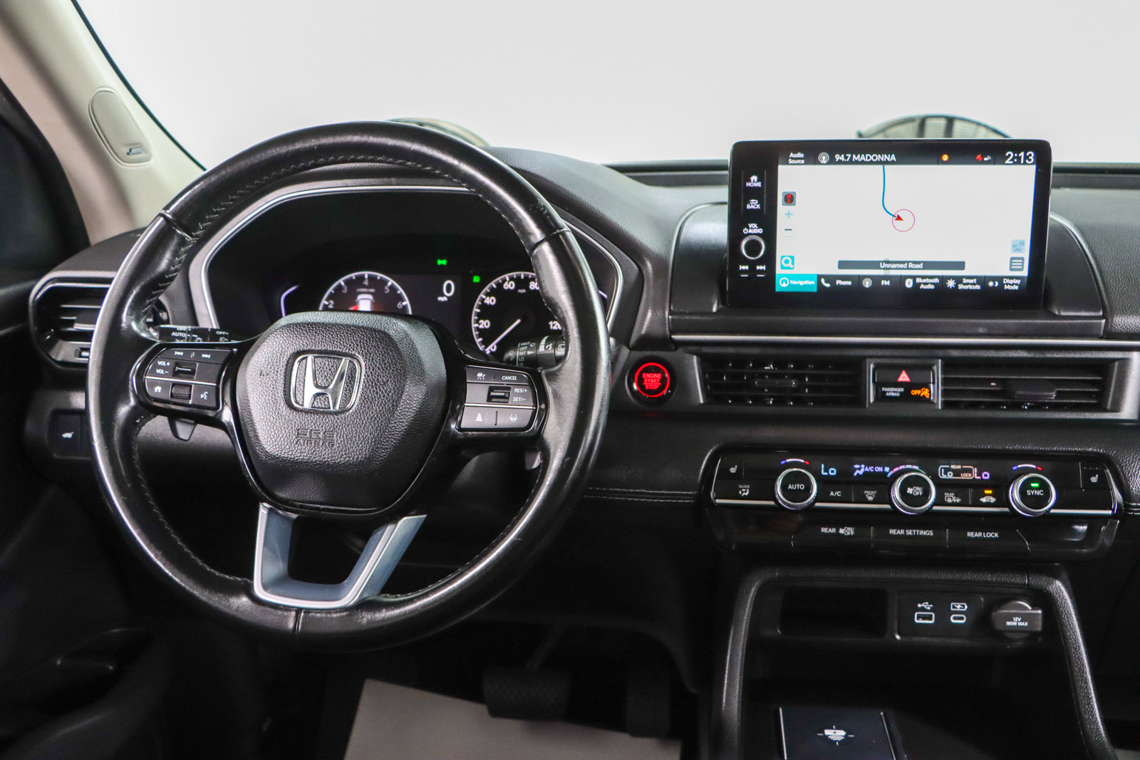 Used 2023 Honda Pilot Touring image 17