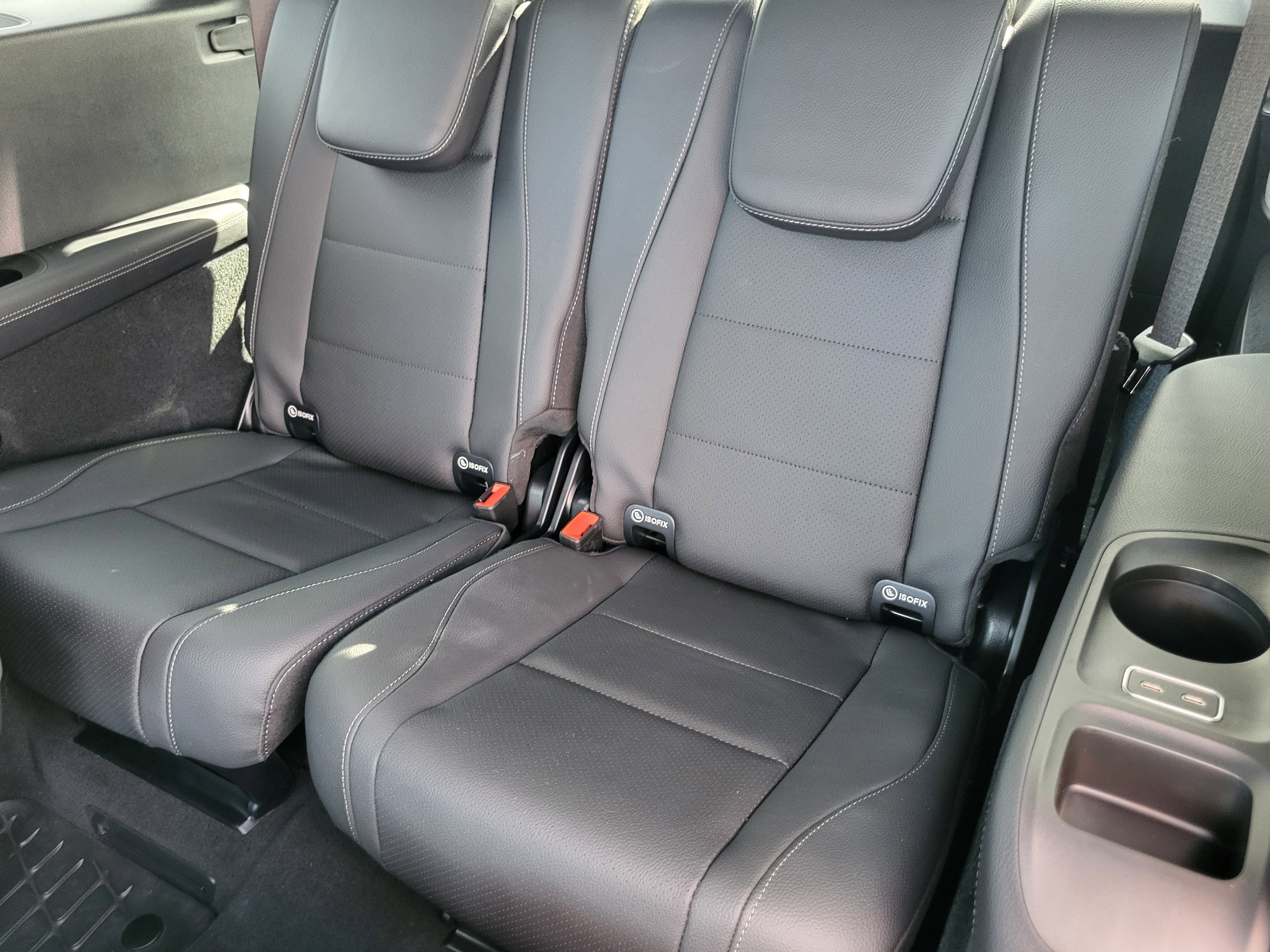 Used 2025 Mercedes-Benz GLS 450 4MATIC image 11