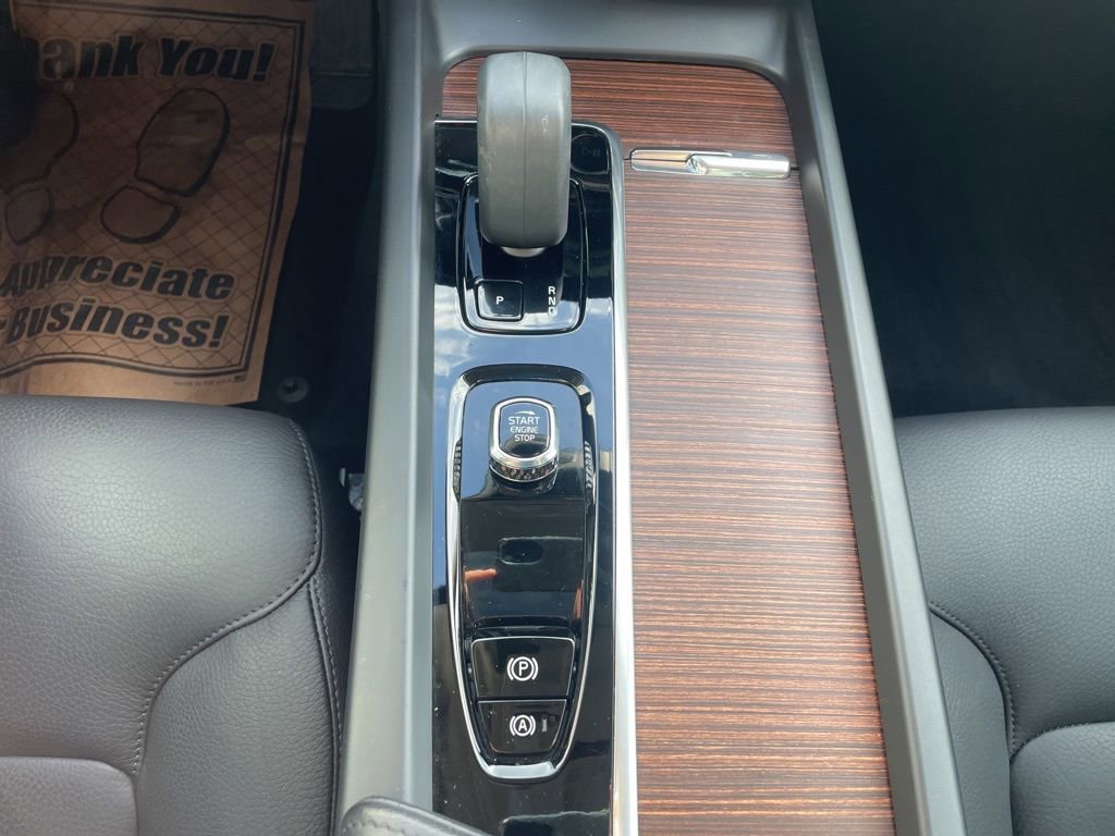 Certified 2023 Volvo XC60 B5 Plus w/ Climate Package image 35