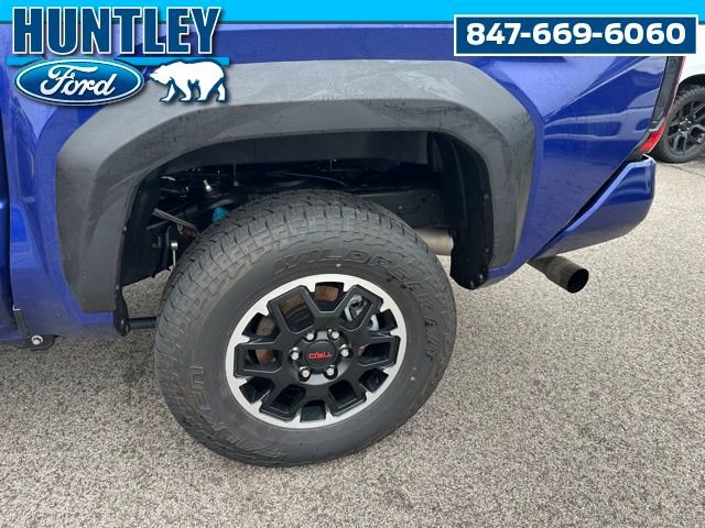 Used 2025 Toyota Tacoma TRD Off-Road w/ TRD Off Road Upgrade Package AWD/4WD image 8