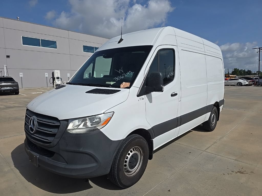 Used 2024 Mercedes-Benz Sprinter 2500 image 31
