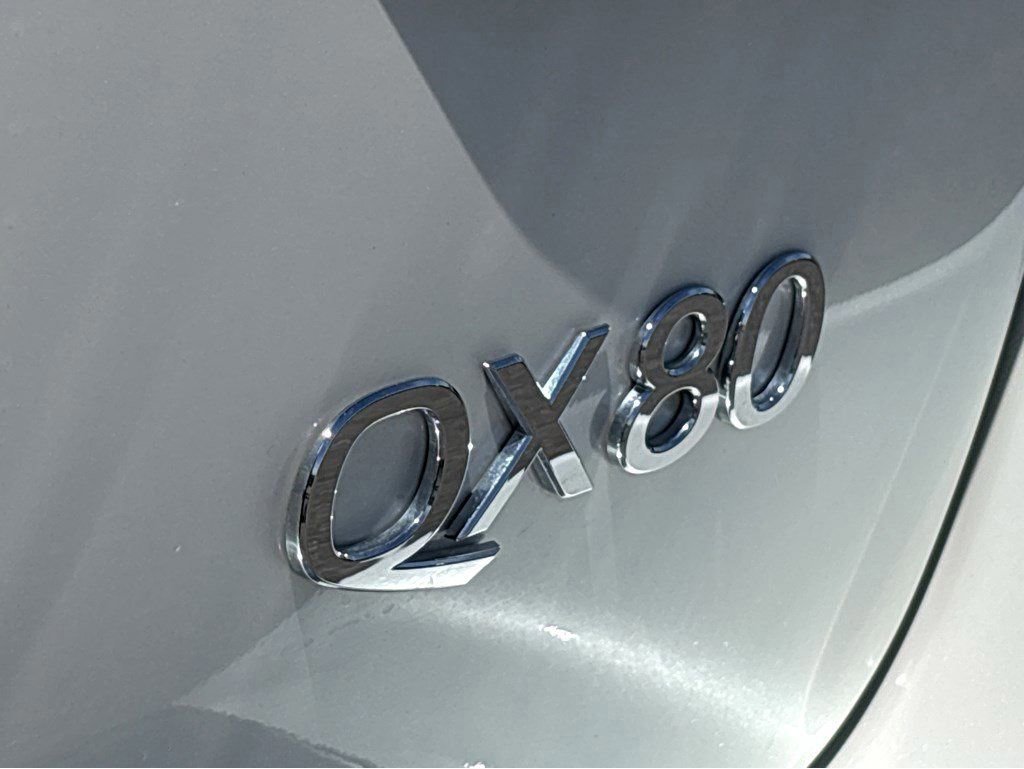 Used 2021 INFINITI QX80 Premium Select w/ All-Season Package AWD/4WD image 28