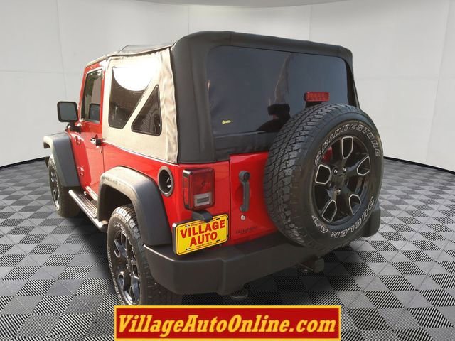 Used 2012 Jeep Wrangler Rubicon w/ PWR Convenience Group image 11