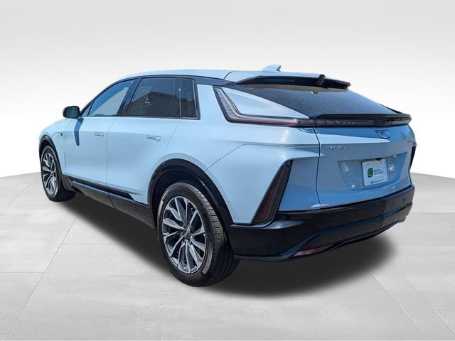 Used 2024 Cadillac Lyriq Sport w/ LPO, Floor Liner Package AWD/4WD image 5
