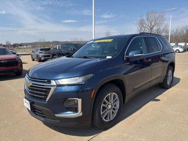 Used 2023 Chevrolet Traverse LT image 7
