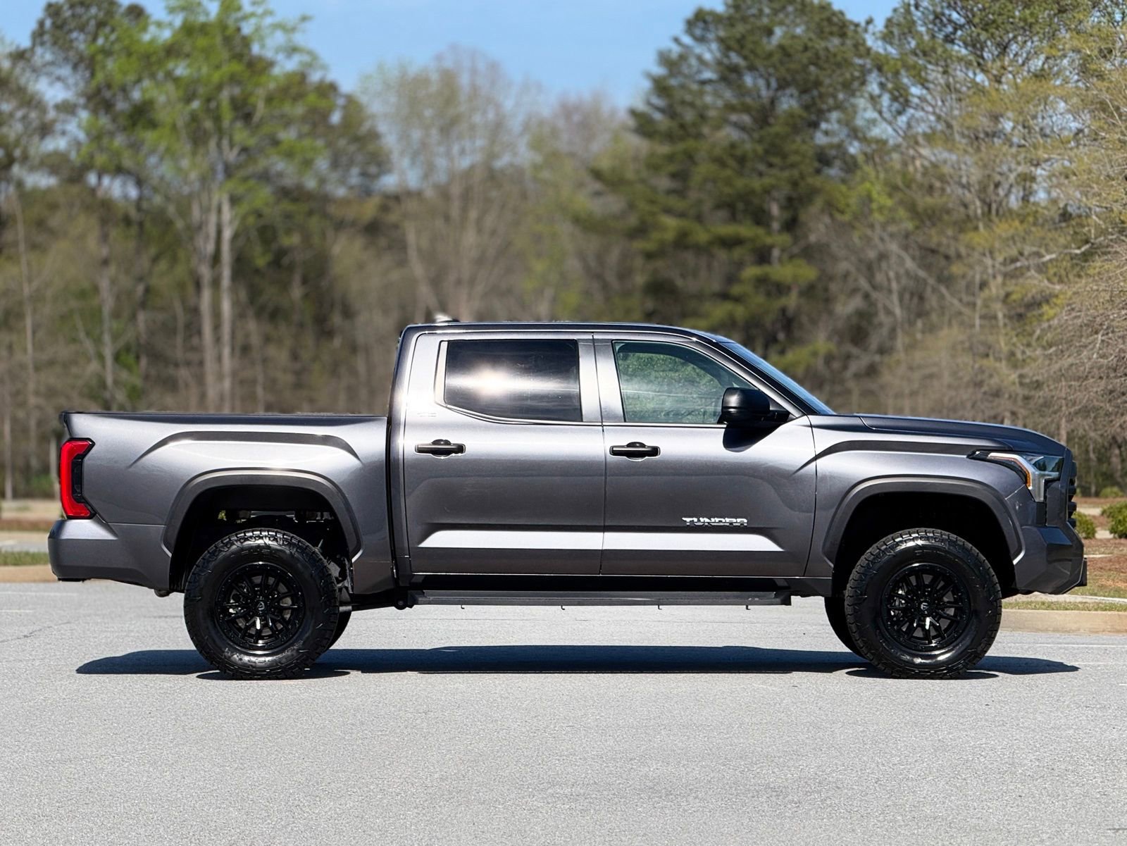 Used 2024 Toyota Tundra SR5 AWD/4WD image 12