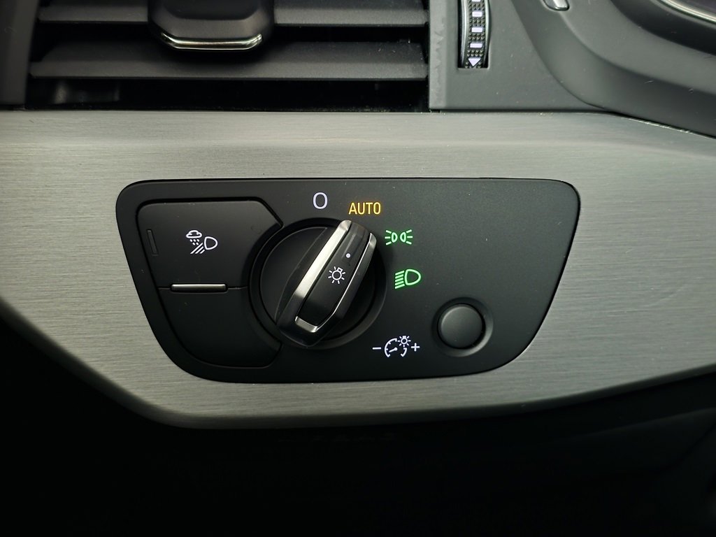 Used 2023 Audi A5 2.0T Premium Plus w/ Premium Plus image 31