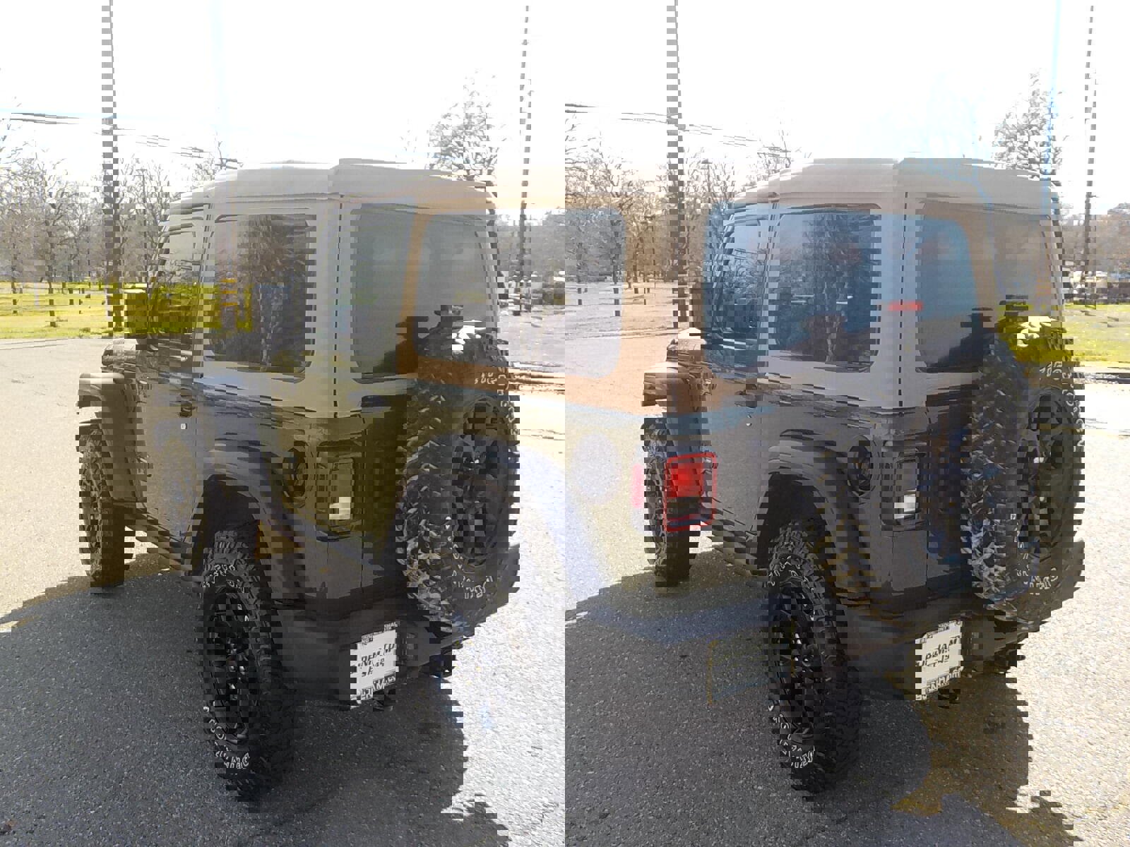 Used 2020 Jeep Wrangler Sport image 6