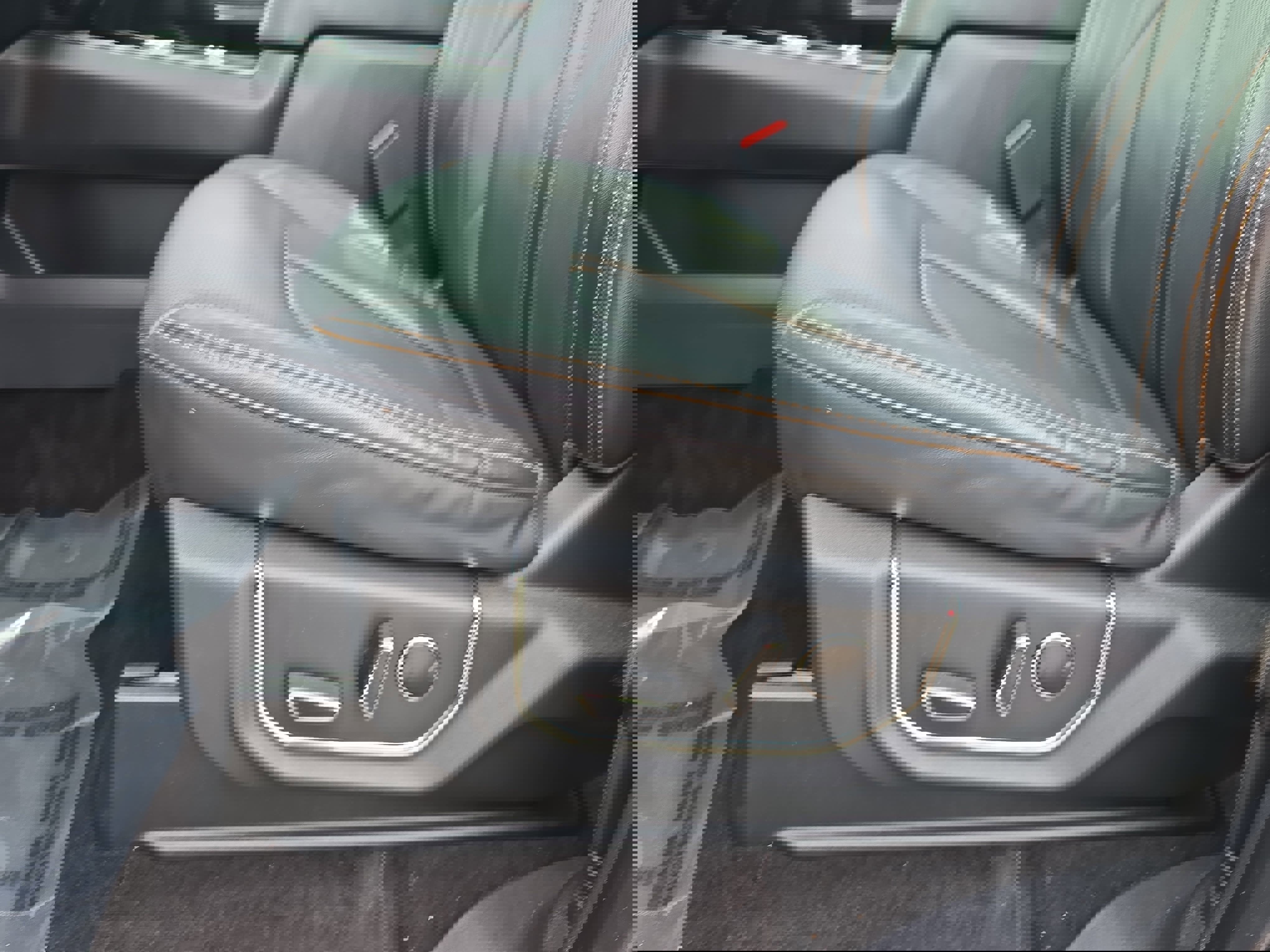 Used 2022 Ford Expedition Max Platinum image 30