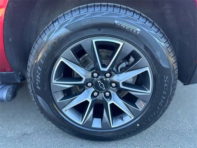 Used 2021 Chevrolet Suburban Z71 image 10