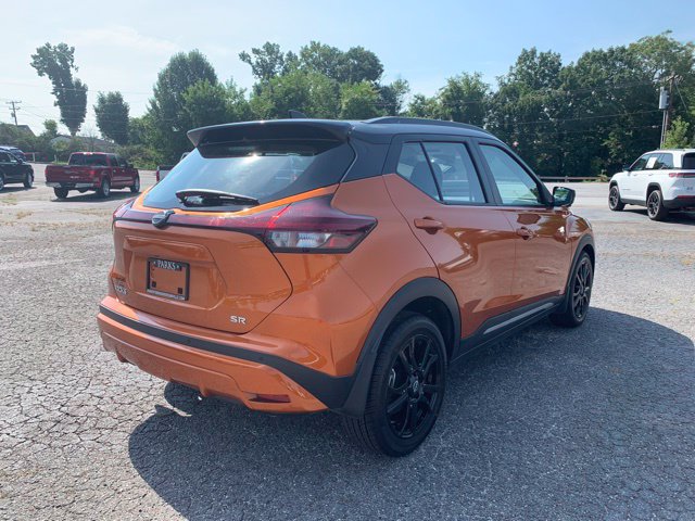 Used 2022 Nissan Kicks SR FWD image 9