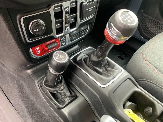 Used 2024 Jeep Wrangler Unlimited Rubicon w/ Convenience Group image 21