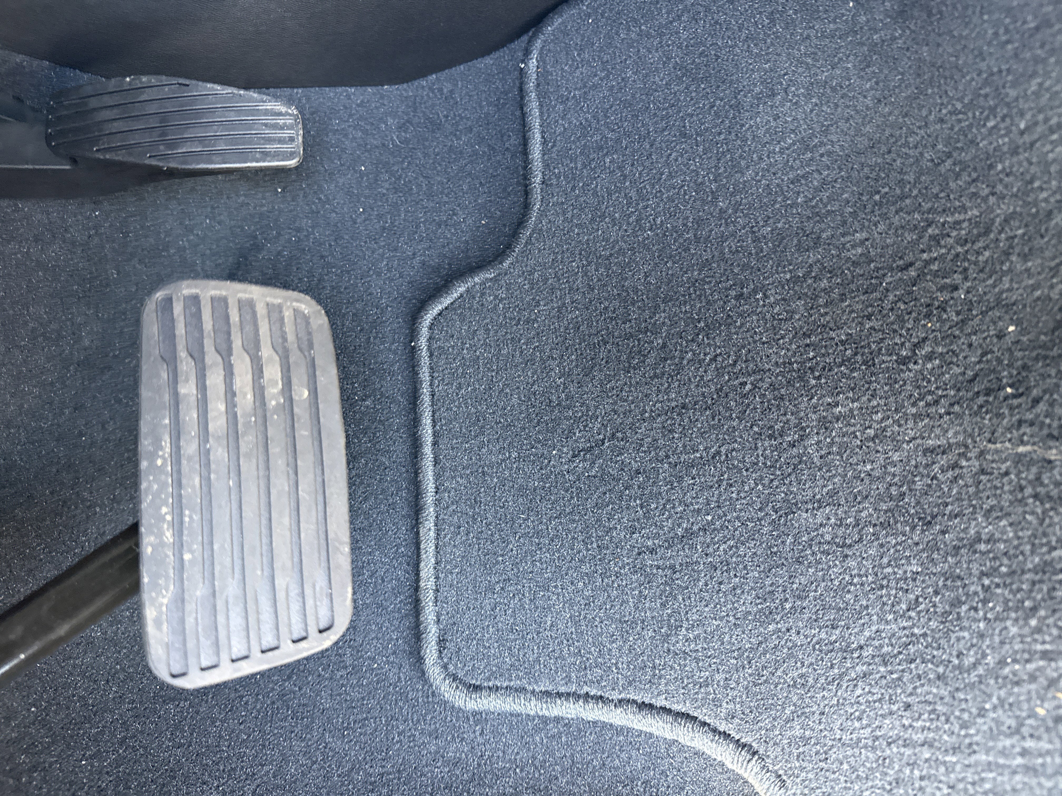 Used 2026 Chevrolet Silverado EV LT image 17
