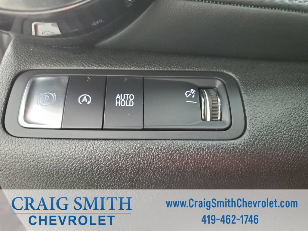 Used 2025 Chevrolet Equinox LT FWD image 20