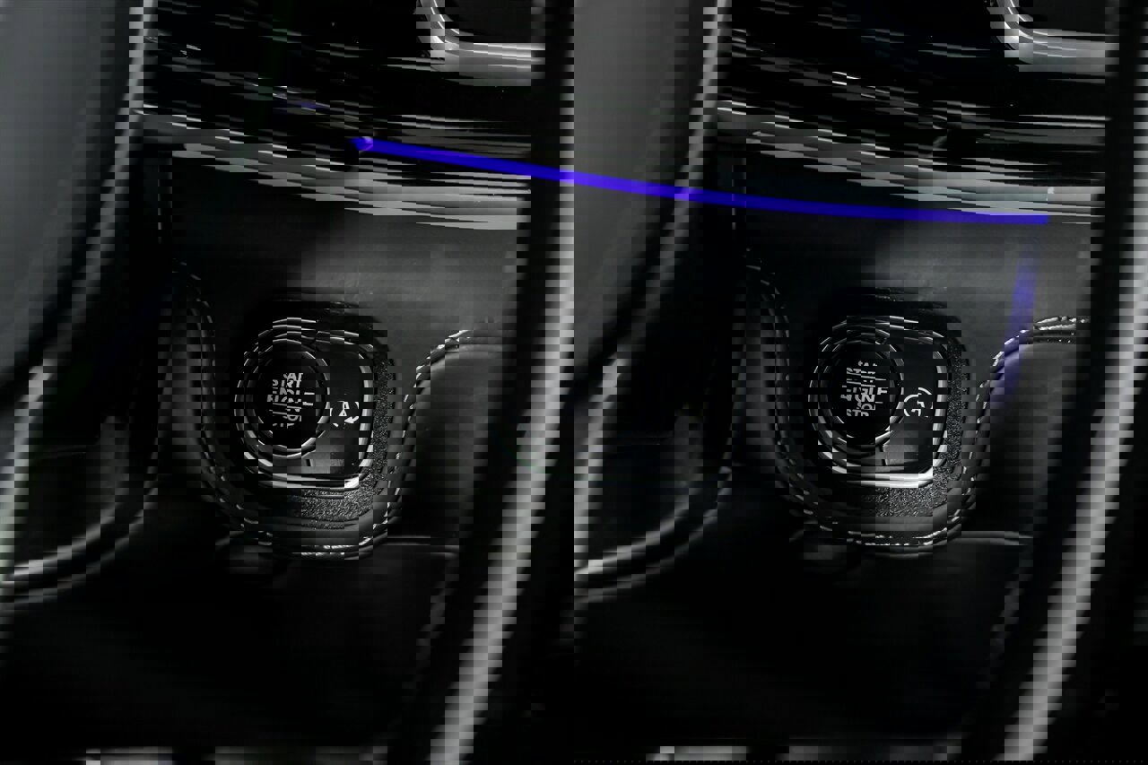 Used 2023 Mercedes-Benz Maybach GLS 600 4MATIC image 35