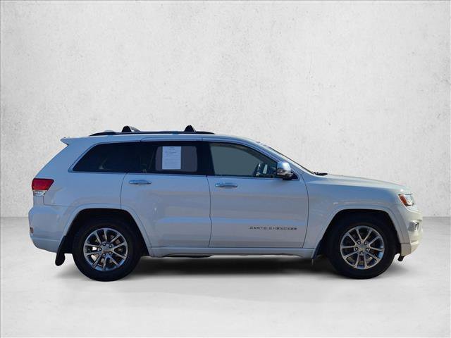 Used 2014 Jeep Grand Cherokee Overland w/ Advanced Technology Group AWD/4WD video 3