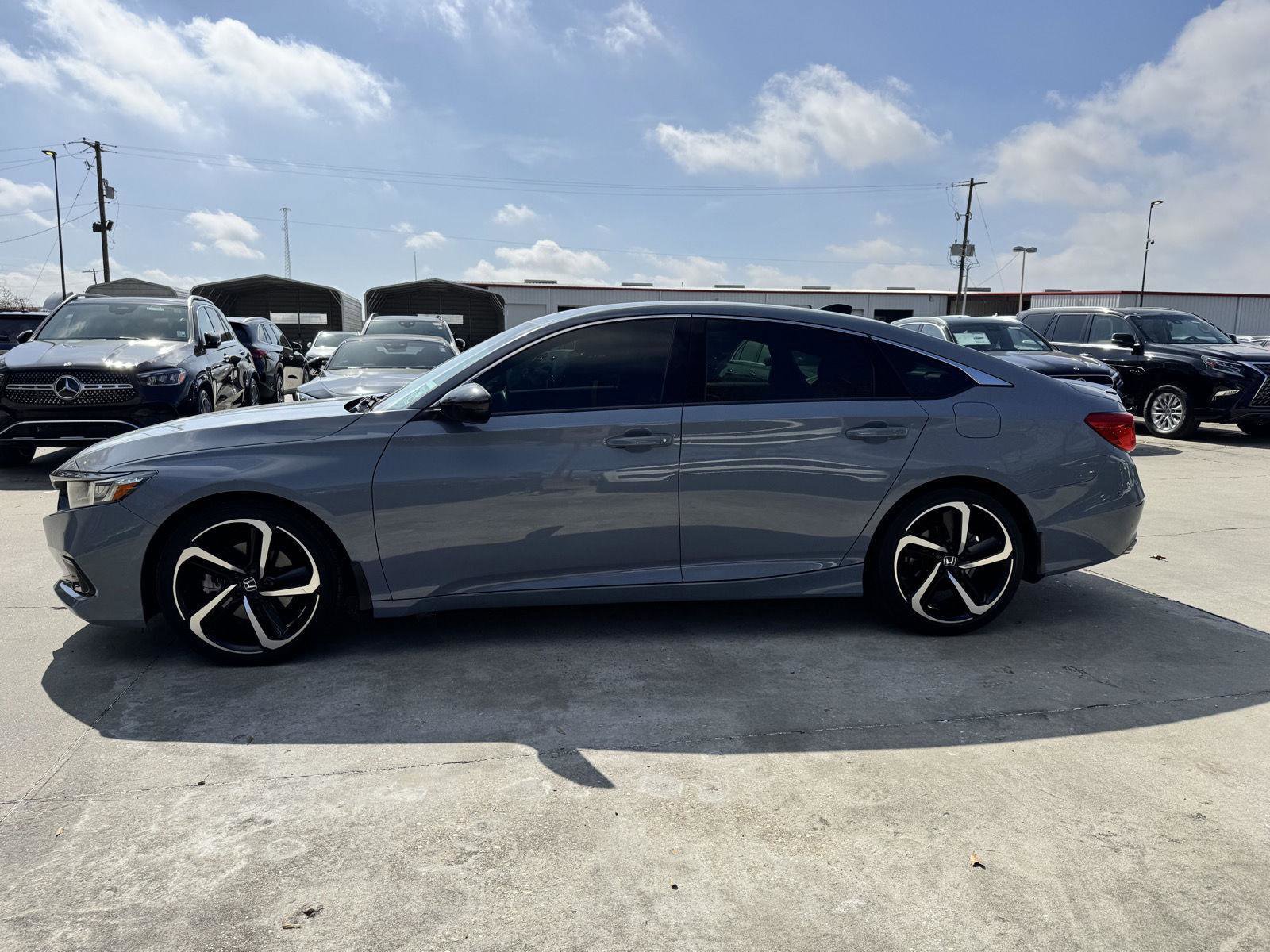 Used 2021 Honda Accord Sport image 15