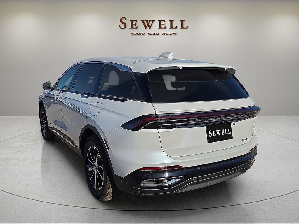 New 2026 Lincoln Nautilus Premier AWD/4WD image 3