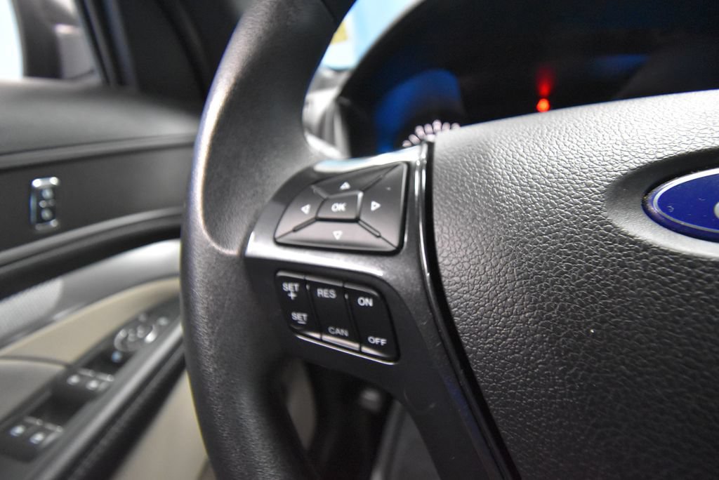 Used 2018 Ford Explorer FWD image 11