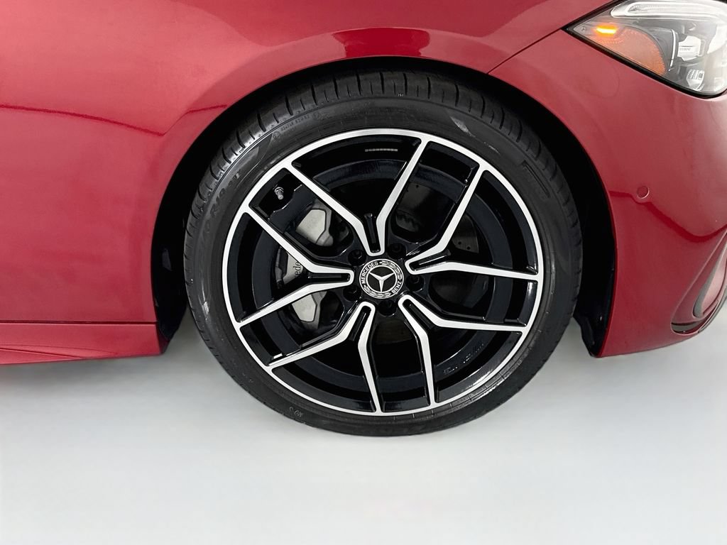 Used 2025 Mercedes-Benz C 300 Sedan image 32