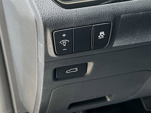 New 2026 Kia K5 LXS image 10