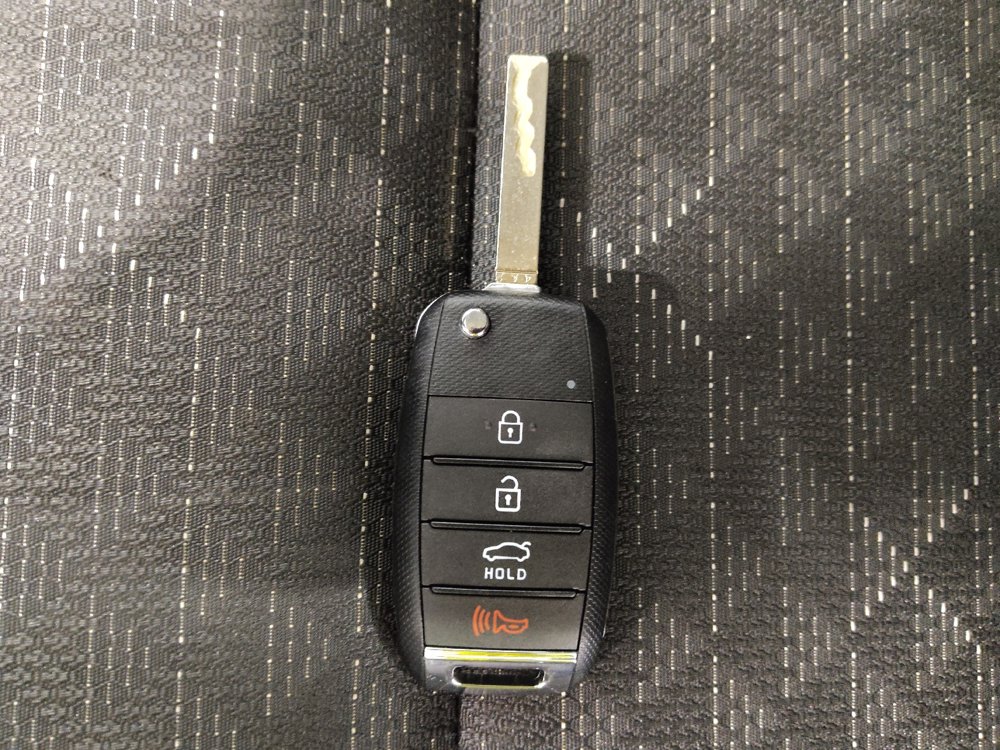 Used 2022 Kia Rio S image 32